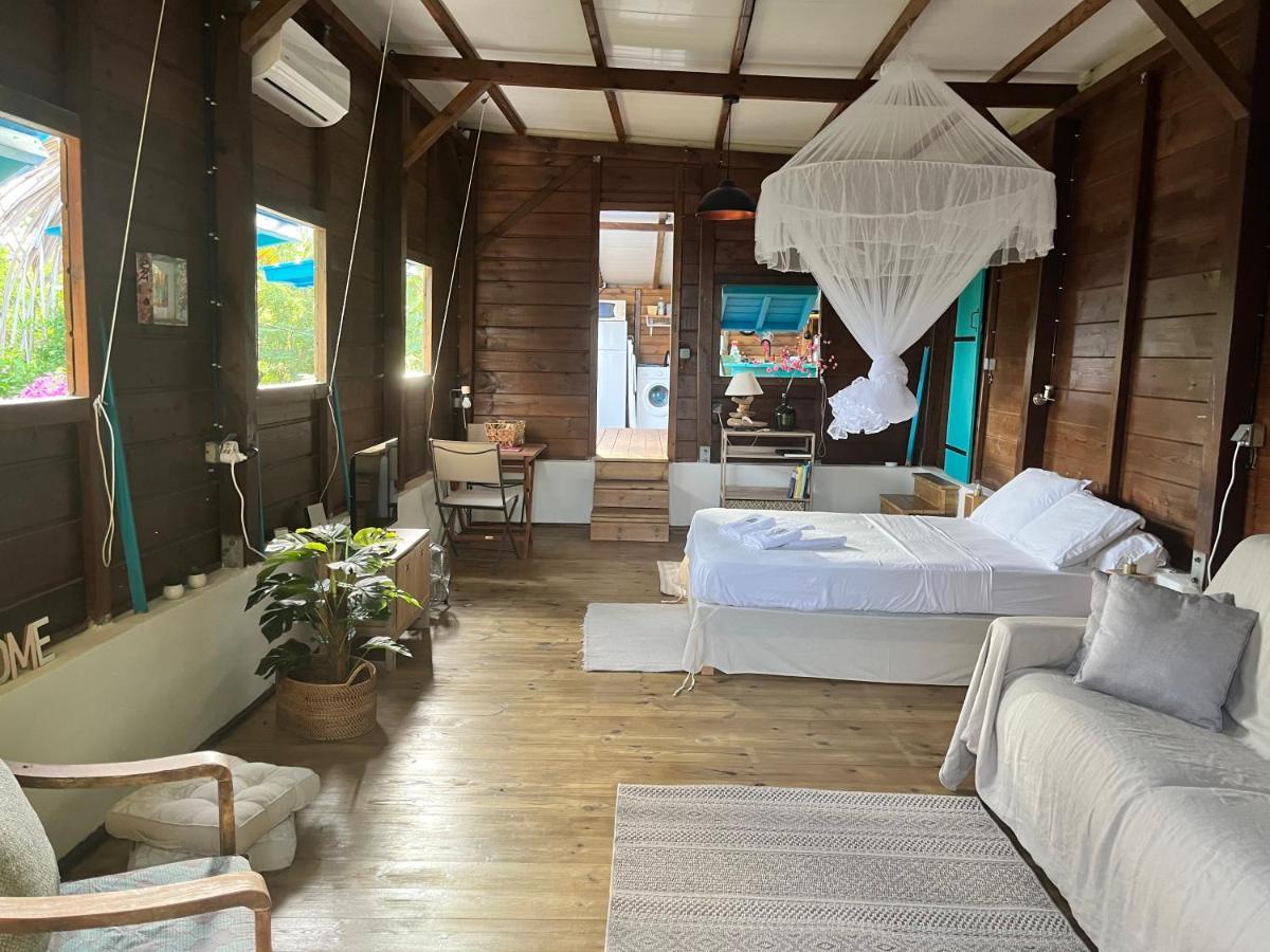 Bungalow Avec Vue Dans Lieu Calme Le Carbet Bagian luar foto